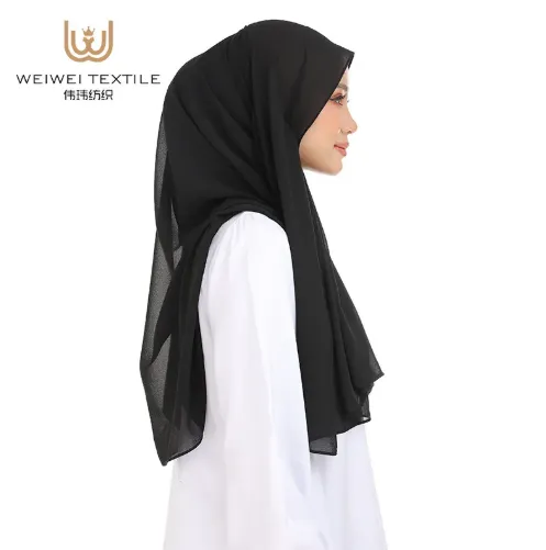Square Chiffon Scarf Trends Dominating Modest Fashion in 2025